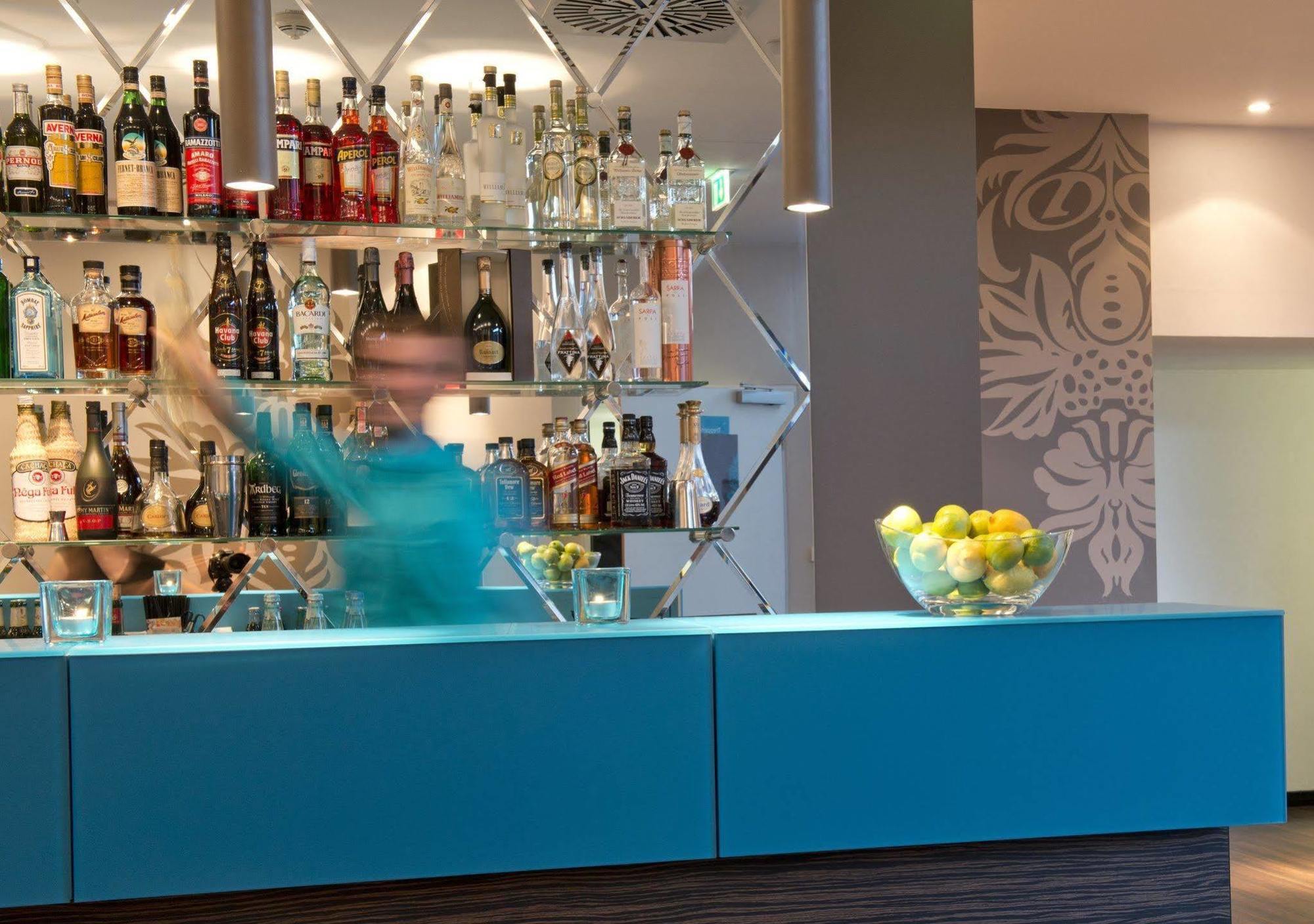 Motel One Muenchen-Westend Екстериор снимка